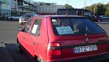 Ilgai neparduotas &bdquo;&Scaron;koda&ldquo; automobilis ne tik buvo pervarytas į kitą vietą, bet ir ženkliai atpigo. 