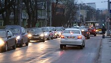 Ledas, slidi asfalto danga
