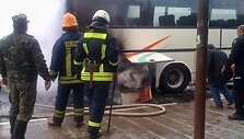 Degantis autobusas