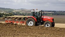 Traktorius &bdquo;Massey Ferguson 5470&ldquo;
