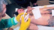 Tai bene pati neutraliausia ir dar specialiai retu&scaron;uota D.Kedžio kūno nuotrauka i&scaron; tų, kurias neužmaskuotas demonstruoja kovotojo su pedofilais sekėjai.