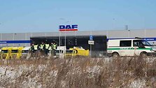 Vienu momentu į įvykio vietą susirinko ir avariją aptarinėjo mažiausiai 8 policininkai.