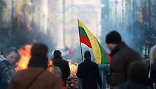 Ketvirtadienį sostinėje uždegti tradiciniai laužai.