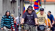 Nuo Vilniaus iki Kauno rengiamas dviračių žygis už Tibetą.