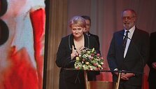 Metų moterimi tapo Dalia Grybauskaitė! 