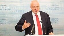 Valentinas Mazuronis 