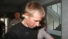 Vienas įtariamųjų verslininko nužudymo byloje Romanas M. trečiadienį atvestas į teismą Vilniuje.