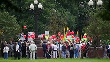 &bdquo;Darbiečių&ldquo; protestas Vilniaus Luki&scaron;kių aik&scaron;tėje 