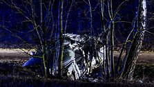 Policijos stabdomas BMW nestojo &ndash; nulėkė nuo kelio ir trenkėsi į medį: žuvo jaunas vairuotojas