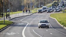 Vilniaus gatvėse padaugėjo vie&scaron;ajam transportui skirtų eismo juostų.