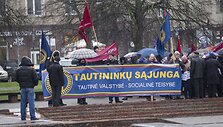Profsąjungos mitingas prie Seimo.