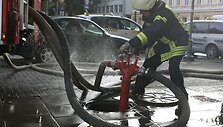 Ugniagesių pratybos penktadienio rytą Vilniaus centre sukėlė nerimo sostinės gyventojams.