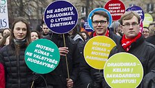 Mitingas prie&scaron; abortų draudimą.