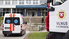 Dėl cheminio pavojaus evakuoti VGTU pagrindiniai rūmai.