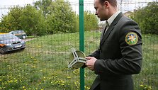Aplinkosaugininkai tikrino tvoros atstumą nuo vandens telkinių.