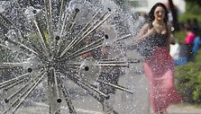 Gegužės kar&scaron;tis Vilniaus gatvėse