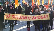 Prie Vyriausybės rūmų Vilniuje vyko profesinių sąjungų organizuojamas mitingas.