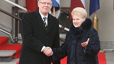 Dalia Grybauskaitė priėmė Estijos prezidentą Toomą Hendriką Ilvesą ir Latvijos prezidentą Valdį Zatlerį.