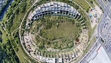 Drono žvilgsnis į žemę 90 laipsnių kampu