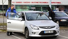 Ignas Gelžinis mokomuoju automobiliu laikė &bdquo;vairavimo egzaminą&ldquo;