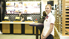 Antrą de&scaron;imtį Lietuvoje veikiantis "McDonald's" džiaugiasi kasmet augančiu pelnu ir žada naujų restoranų atidarymus