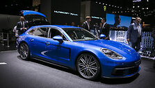 Ženevoje &ndash; naujojo &bdquo;Porsche Panamera Sport Turismo&ldquo; premjera