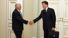 Valdas Adamkus priėmė kandidatą į ūkio minstrus Dainių Kreivį