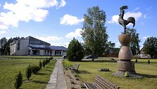 Skulptūra "Saulės laikrodis" Ukrinuose