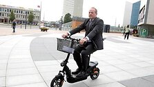 Vilnius bus pirmasis Europos miestas, kuriame bus nuomojami elektriniai dviračiai.