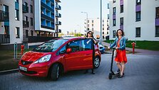 Automobilio ir paspirtuko lenktynės