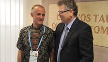 LTOK prezidentas A.Poviliūnas D.Barkauskui įteikė akreditacinę kortelę