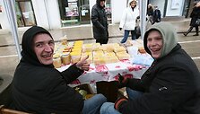 &Scaron;auniausi geriausio medaus prekybininkai.