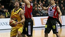 Vilniaus &bdquo;Lietuvos rytas&ldquo; i&scaron;vykoje 73:64 palaužė &Scaron;iaulių &bdquo;&Scaron;iaulius&ldquo; (2008.03.21).