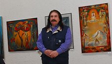 &Scaron;iandien gimtadienį &scaron;venčiantis dailininkas S.Darbinianas kviečia į vie&scaron;ą tapybos akciją. 
