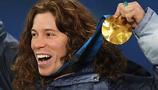 Shaun White su aukso medaliu