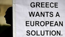 Europos Sjunga gelbėja Graikiją