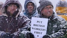 Prie&scaron; užsieničių invaziją į Didžiąją Britaniją protestuojantys britai