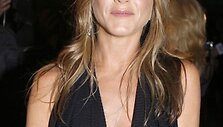 Jennifer ANiston norėtų pati prane&scaron;ti apie savo nė&scaron;tumą.