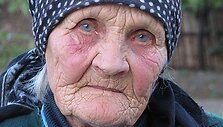Vera Putina teigia, kad ji pasiryžusi DNR ekspertizei, jei tik Vladimiras Putinas tam ryžtųsi. 