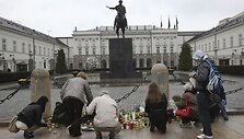 Per aviakatastrofą žuvo Lenkijos prezidentas L.Kaczynskis ir dar mažiausiai 87 keleiviai.