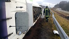 Benzinvežio avarija slidžiame greitkelyje Klaipėda&ndash;Kaunas