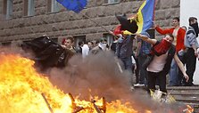 Moldovoje demonstracija virto riau&scaron;ėmis.