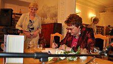 Knygos autorė