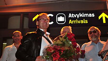 Viktoras Uspaskichas Vilniaus oro uoste