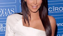 3 vieta (tarp dailiausių) &ndash; TV aktorė Kim Kardashian