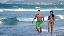 Turistai &Scaron;ri Lankos paplūdimiuose