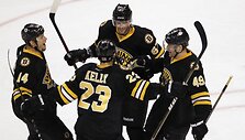 &bdquo;Bruins&ldquo; ledo ritulininkai.