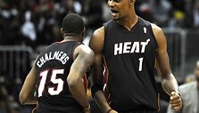 &bdquo;Heat&ldquo; į pergalę vedė Mario Chalmersas ir Chrisas Boshas.