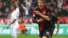 Stefanas Kiesslingas džiaugiasi &bdquo;Bayer&ldquo; pergale.