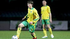 Su Kijevo &bdquo;Arsenal&ldquo; klubu S.Mikoliūnas sudarė trejų metų sutartį.
